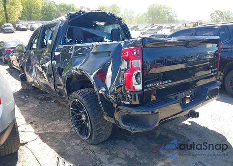 2024 Chevrolet Silverado 1500 2Wd Short Bed Custom z USA, uszkodzony, nr VIN 1GCPABEK6RZ200102